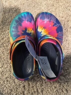 Adult crocs Tie-Dye Clog Shoes - Multicolor M9 W11. 42-43